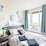 Bed & Breakfast Sm Center Located On The Canal Amsterdam