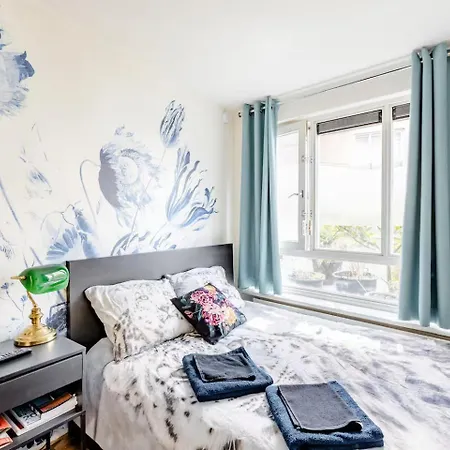 Bed & Breakfast Sm Center Located On The Canal Amsterdam