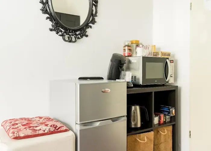 Bed & Breakfast Sm Center Located On The Canal Amsterdam