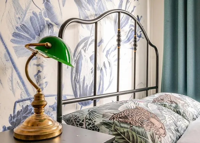 Bed & Breakfast Sm Center Located On The Canal