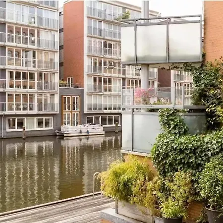 Bed & Breakfast Sm Center Located On The Canal